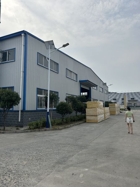Hubei Yue Zhong Xin Fibreglass Manufacturing Co., Ltd.