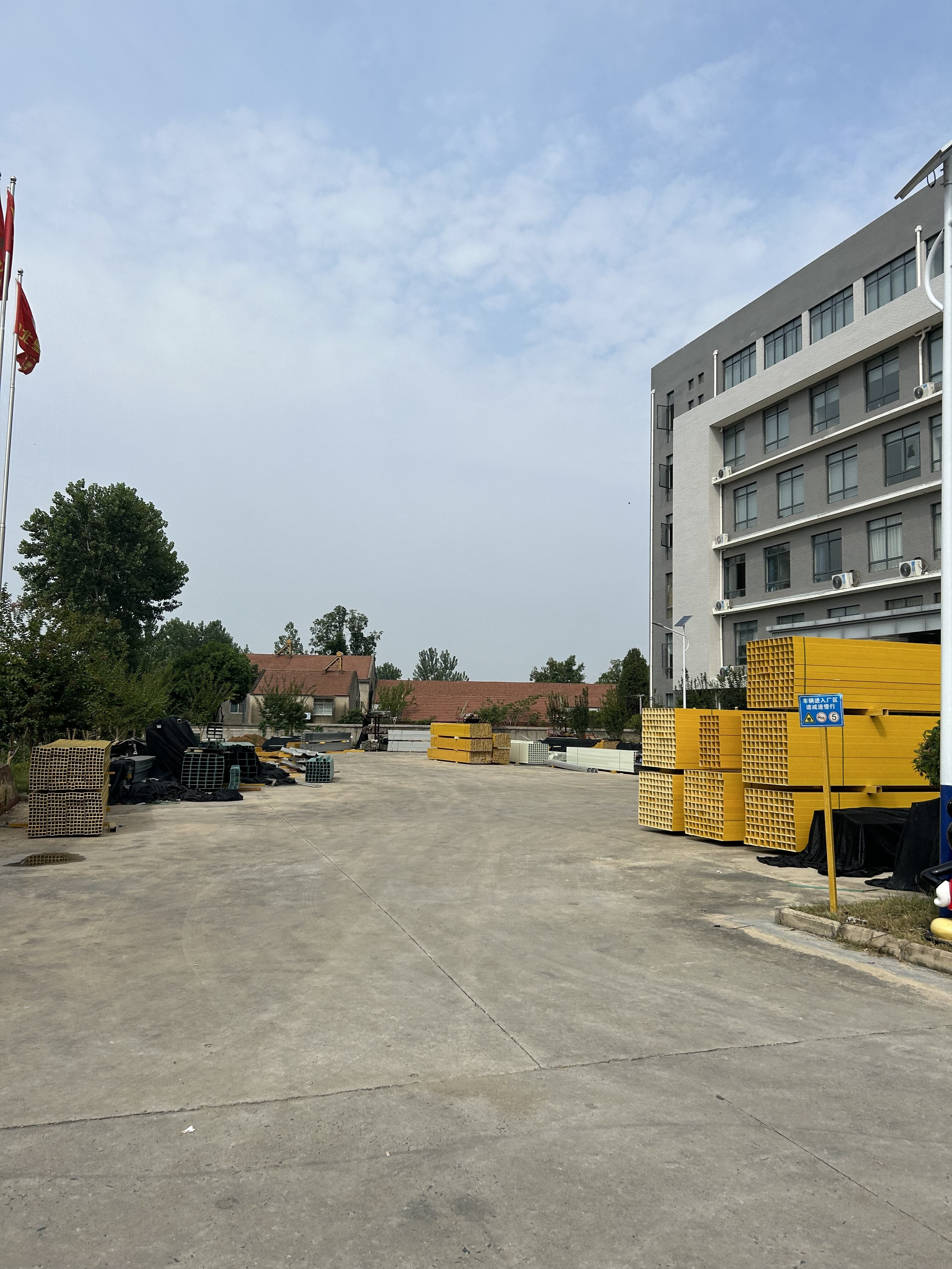 Hubei Yue Zhong Xin Fibreglass Manufacturing Co., Ltd.