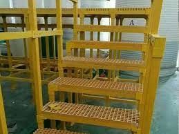Yellow Walkway FRP Grating Non Slip Fiberglass Grating Panels 30*30mm Size