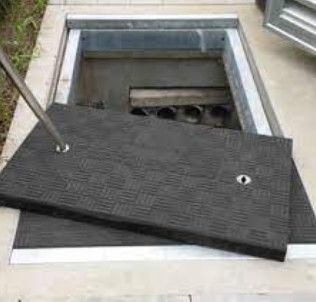 Anti Slip Fiberglass Manhole Cover With Strong Impact Resistance,Dark Color Manhole Cover for Drain